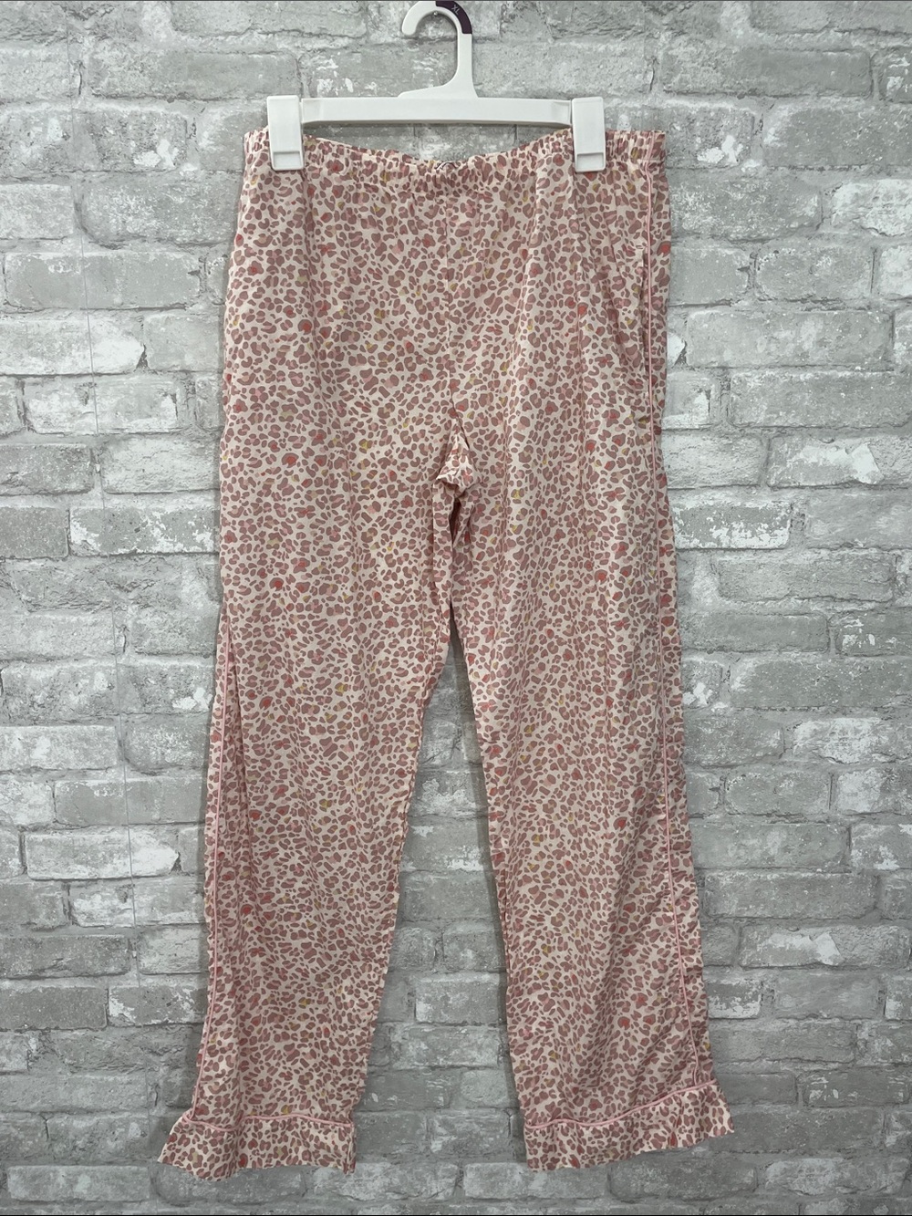 Victoria's Secret Pink Leopard Print Pajama Pants